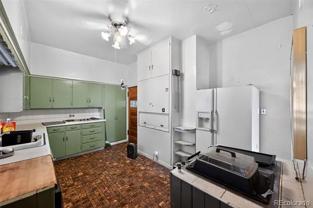 107 S 4th Avenue Brighton, CO 80601