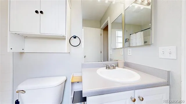 5537 E 100th Way Thornton, CO 80229
