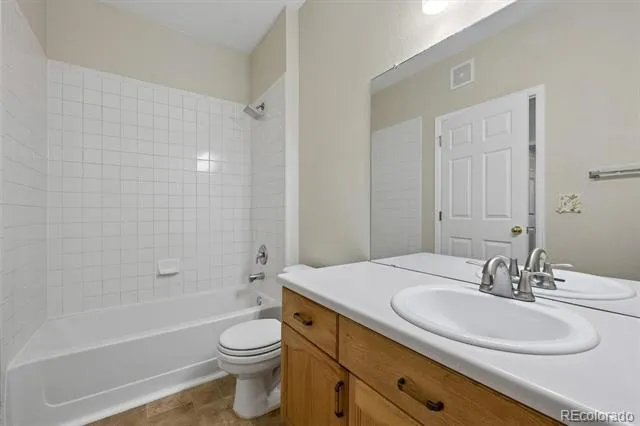 14333 E 1st Drive #102 Aurora, CO 80011