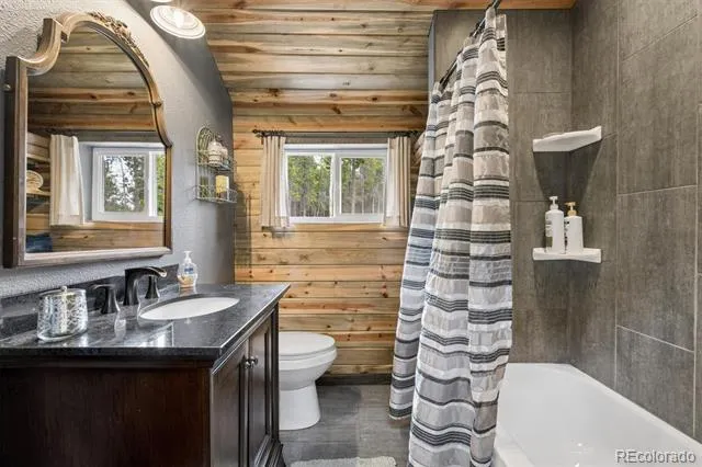 257 Sunny Skies Trail Idaho Springs, CO 80452
