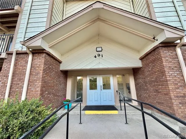 491 S Kalispell Way #305 Aurora, CO 80017