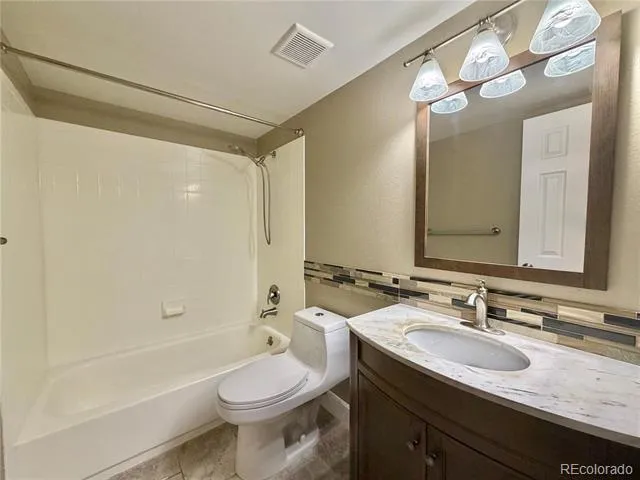 491 S Kalispell Way #305 Aurora, CO 80017
