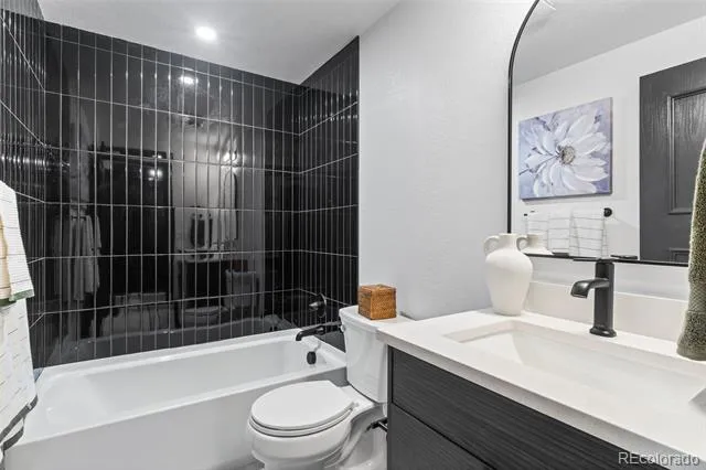 1900 E Girard Place #505 Englewood, CO 80113