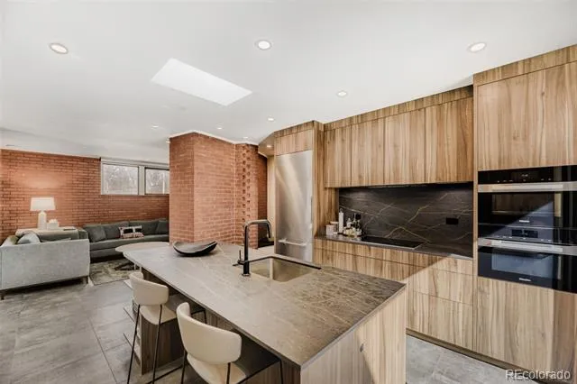 2910 S Marion Street Englewood, CO 80113