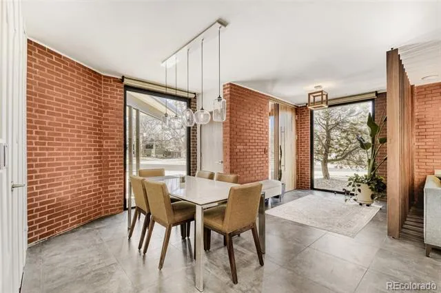 2910 S Marion Street Englewood, CO 80113