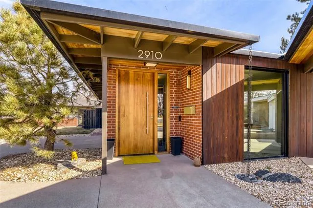 2910 S Marion Street Englewood, CO 80113