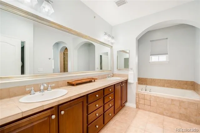 9135 E 29th Place Denver, CO 80238
