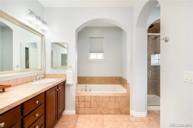 9135 E 29th Place Denver, CO 80238