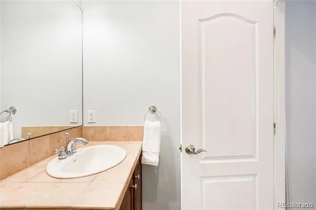 9135 E 29th Place Denver, CO 80238