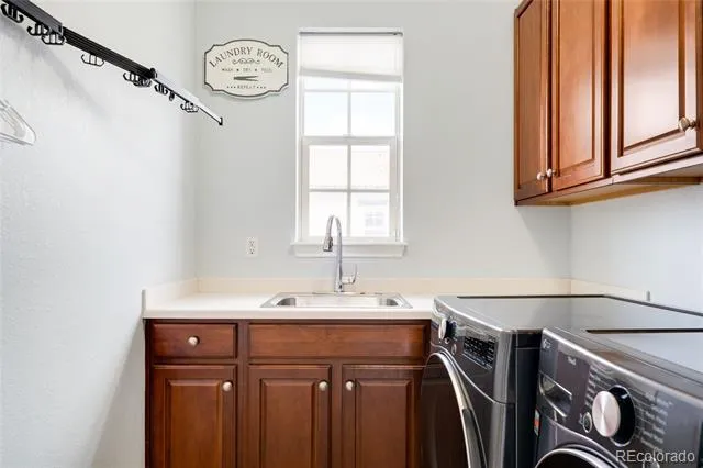 9135 E 29th Place Denver, CO 80238