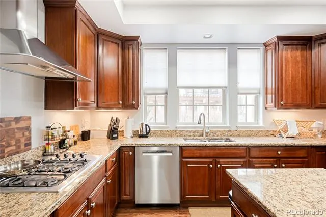 9135 E 29th Place Denver, CO 80238
