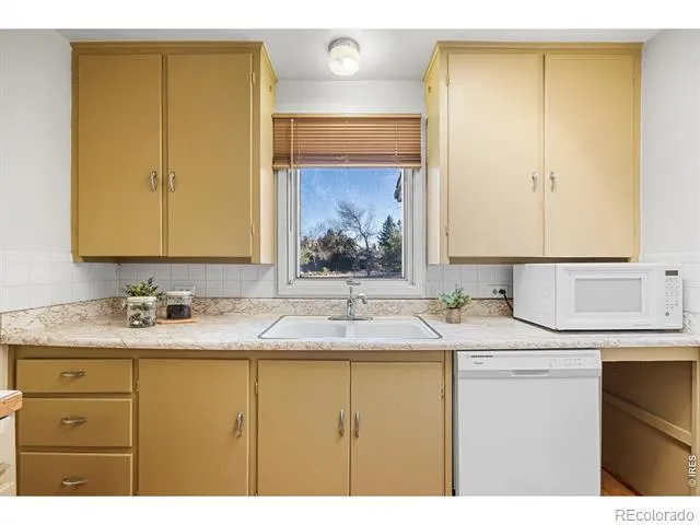 1975 Norwood Avenue Boulder, CO 80304