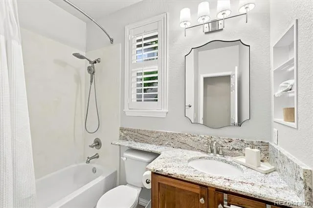 2908 Oakshire Court Littleton, CO 80126