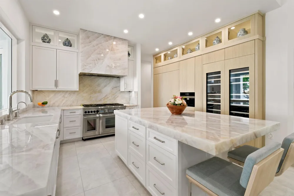 3 Lakeside Palms Court 