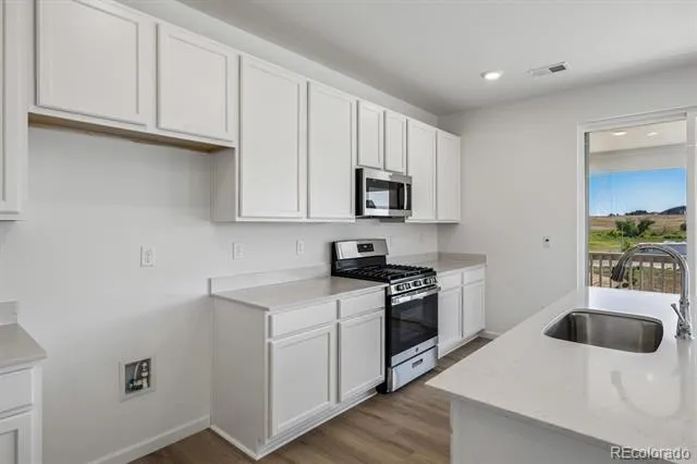448 S Rifle Street Aurora, CO 80017