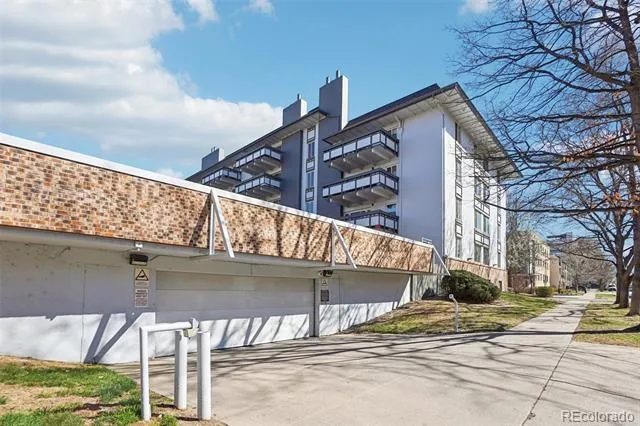 555 E 10th Avenue #3 Denver, CO 80203
