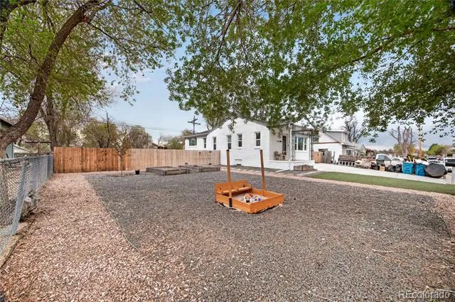 6730 Oneida Street Commerce City, CO 80022