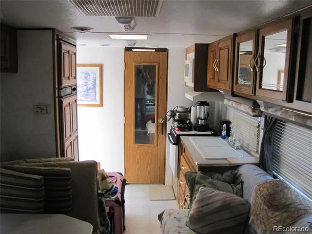 594 Lantern Loop Hartsel, CO 80449