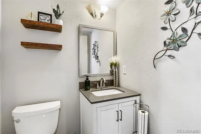 2366 S Genoa Street Aurora, CO 80013