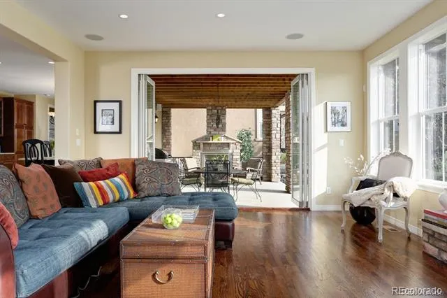 10523 Morningdew Court Highlands Ranch, CO 80126