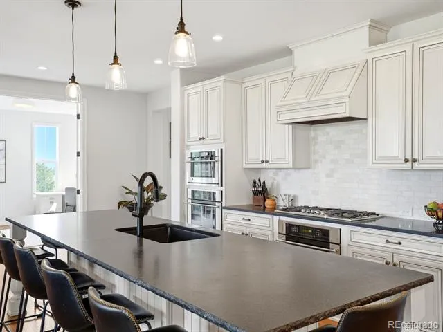 10523 Morningdew Court Highlands Ranch, CO 80126