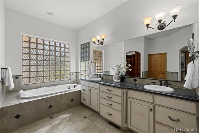 905 E 14th Way Broomfield, CO 80020