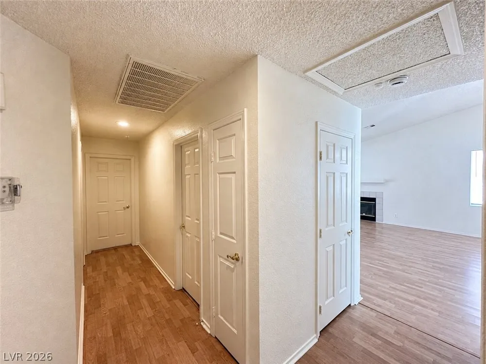 3822 Flickering Star Drive Las Vegas, NV 89103