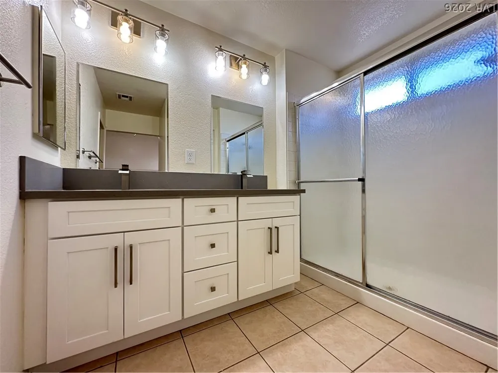 3822 Flickering Star Drive Las Vegas, NV 89103