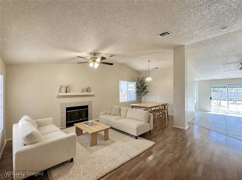 3822 Flickering Star Drive Las Vegas, NV 89103