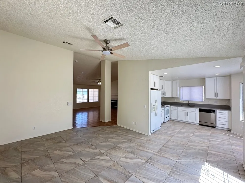 3822 Flickering Star Drive Las Vegas, NV 89103