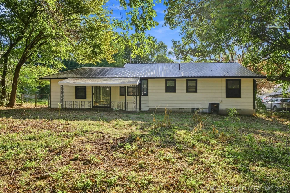 426 S Fairland Avenue Coweta, OK 74429
