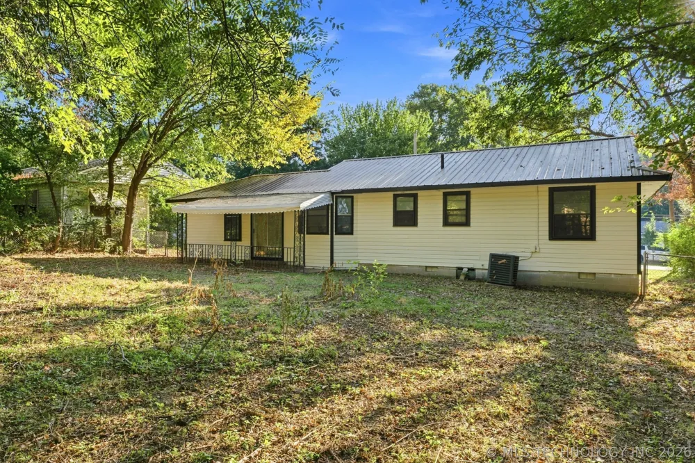 426 S Fairland Avenue Coweta, OK 74429
