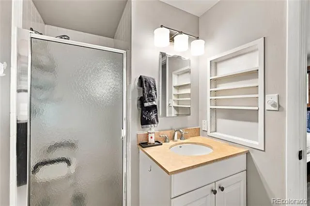 5402 E Warren Avenue Denver, CO 80222