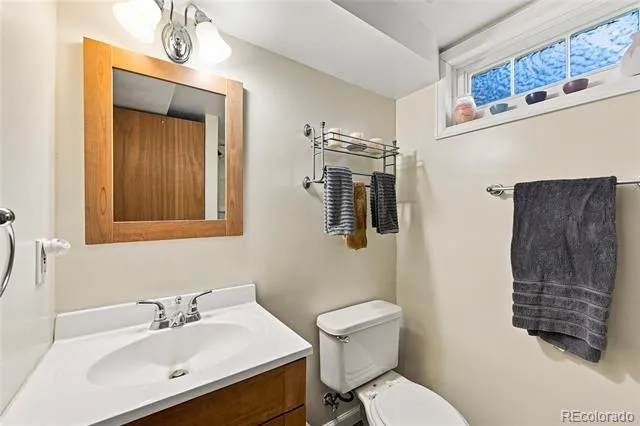 5402 E Warren Avenue Denver, CO 80222