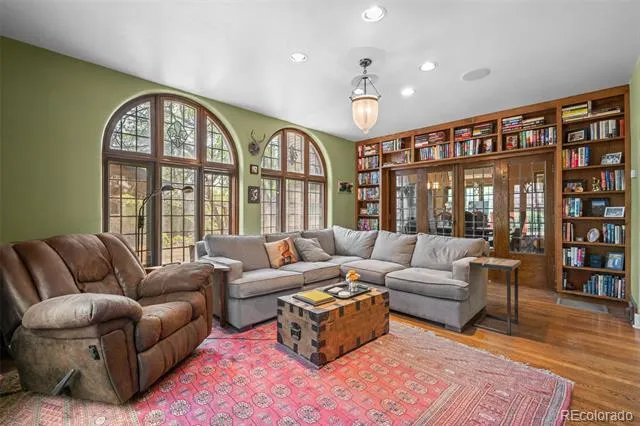 100 Gaylord Street Denver, CO 80206