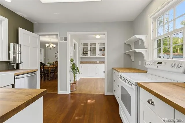 1605 Montview Boulevard Greeley, CO 80631