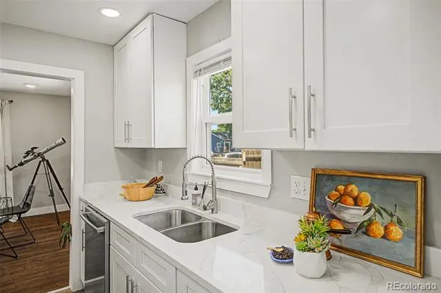 1870 W Beekman Place Denver, CO 80221