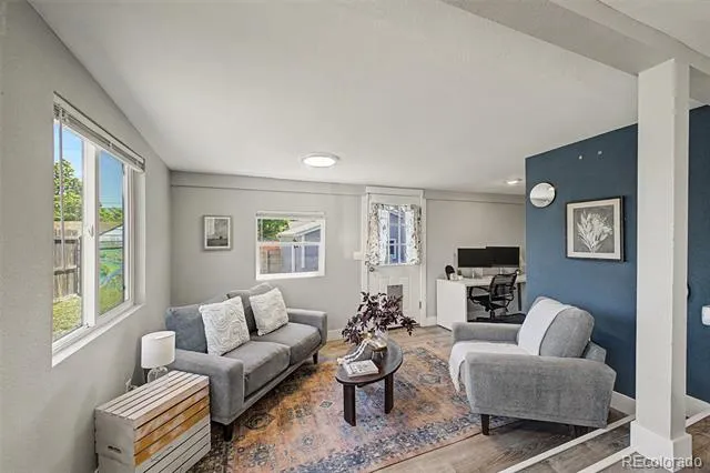 1870 W Beekman Place Denver, CO 80221