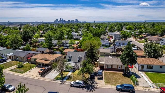 1870 W Beekman Place Denver, CO 80221
