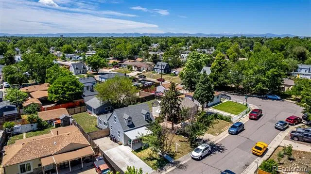 1870 W Beekman Place Denver, CO 80221