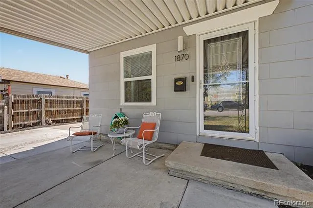1870 W Beekman Place Denver, CO 80221