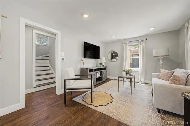 1870 W Beekman Place Denver, CO 80221