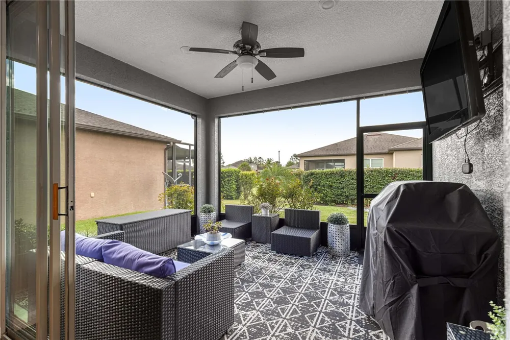 9562 SW 63RD LOOP ocala, FL 34481