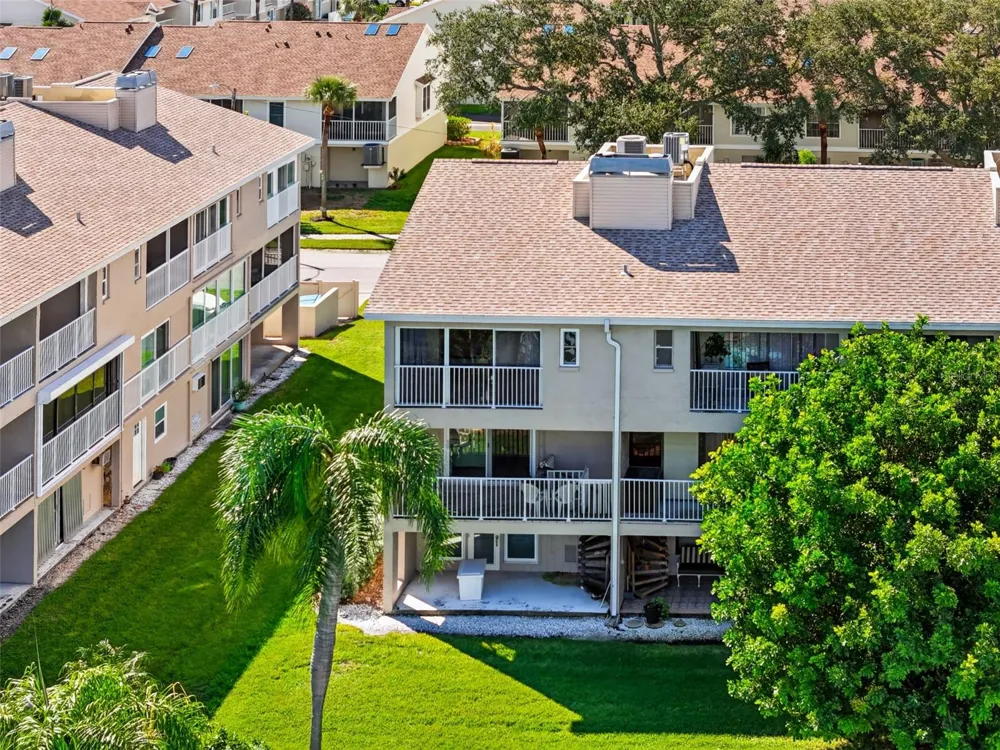 255 CAPRI CIRCLE #22 Treasure Island, FL 33706