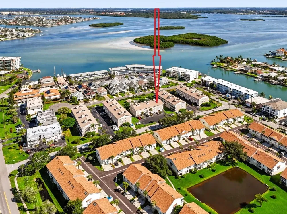 255 CAPRI CIRCLE #22 Treasure Island, FL 33706