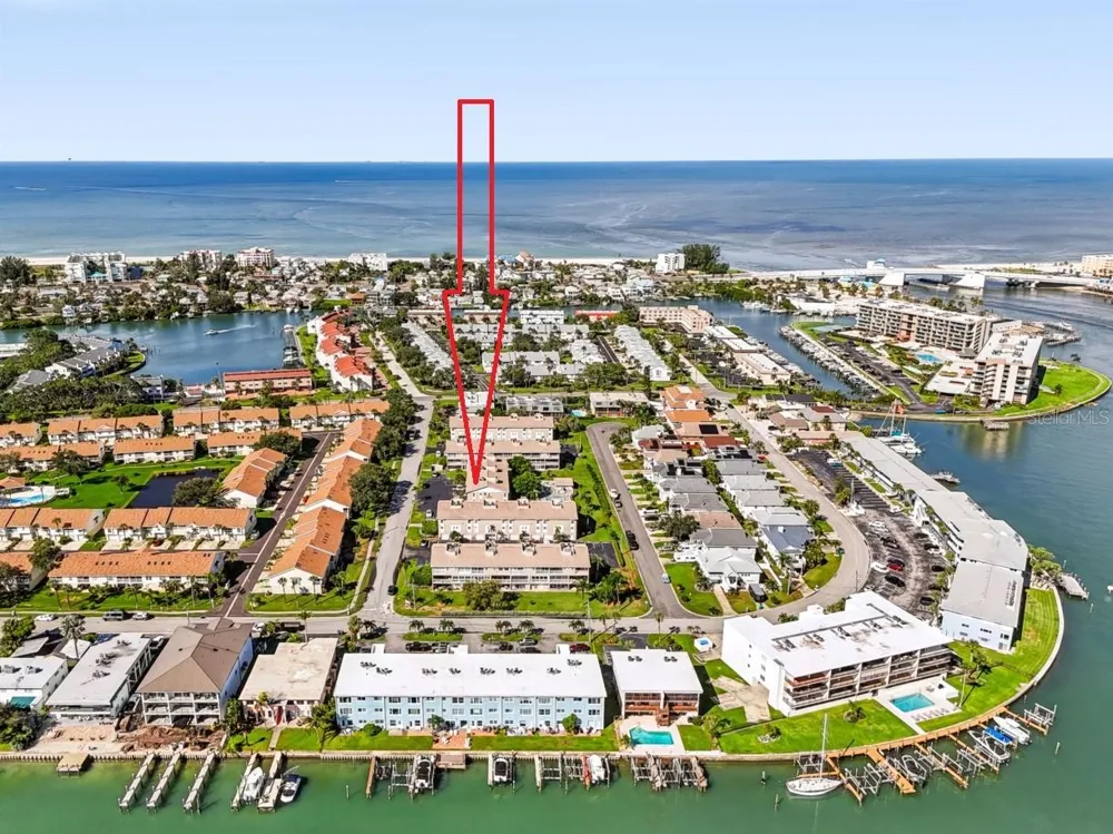 255 CAPRI CIRCLE #22 Treasure Island, FL 33706