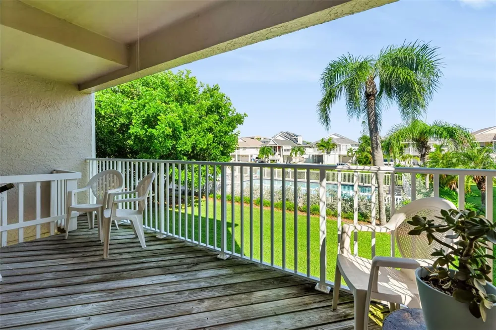 255 CAPRI CIRCLE #22 Treasure Island, FL 33706