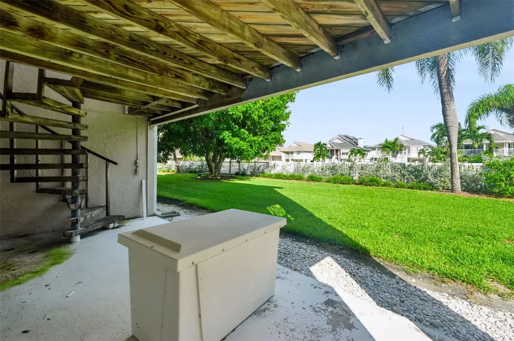 255 CAPRI CIRCLE #22 Treasure Island, FL 33706