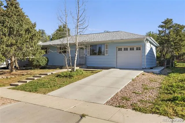 4002 Shelley Avenue Colorado Springs, CO 80910