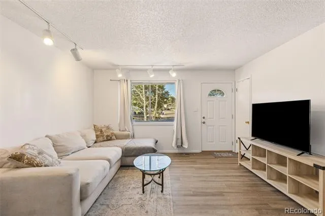4002 Shelley Avenue Colorado Springs, CO 80910